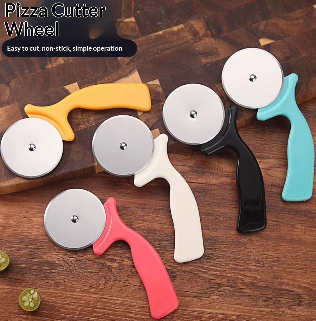 大号不锈钢圆形披萨刀 滚轮刀介饼器披萨芝士蛋糕刀 厨房小工具